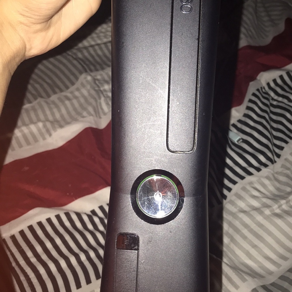 Xbox 360 with games